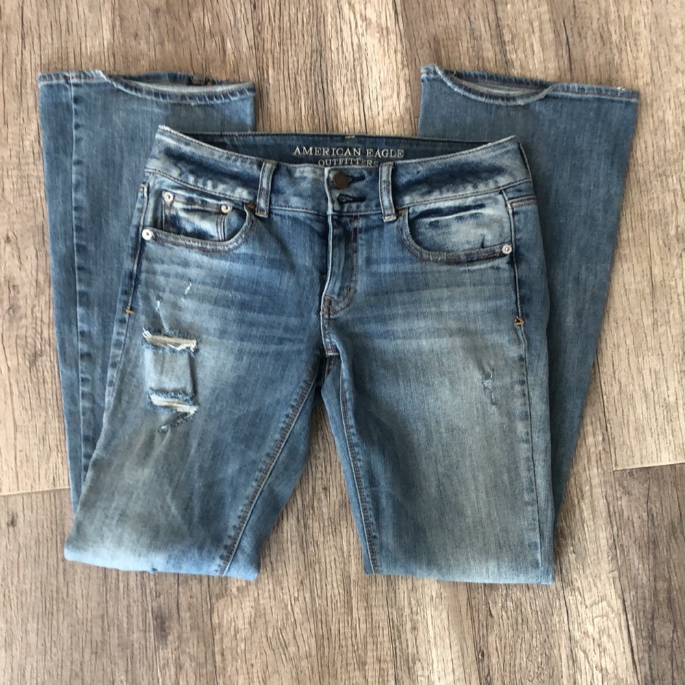 Ripped denim jeans 👖